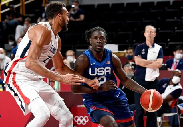 壹号娱乐-与雄鹿上巅峰 随美国摔谷底 霍勒迪:我现在有点乱